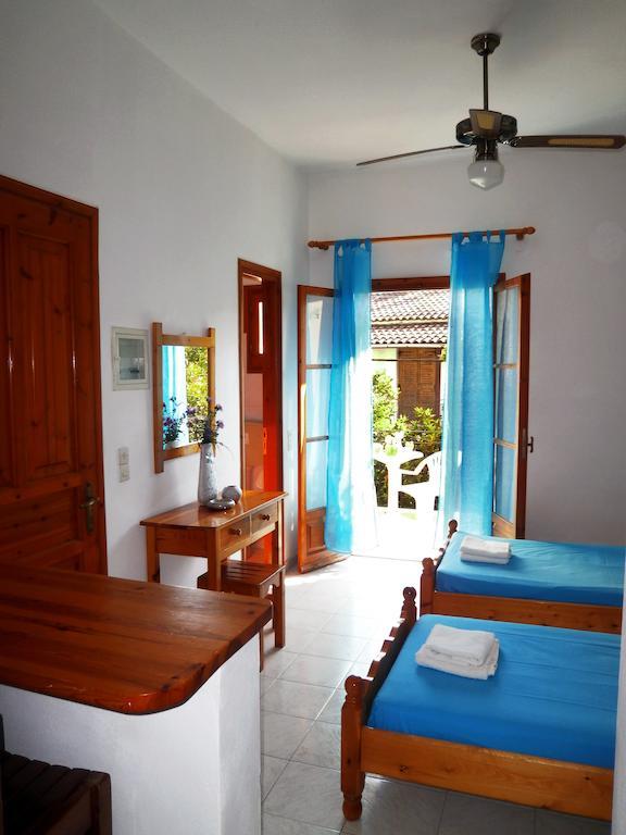 Paraskevi Apartments Ypsos Room photo
